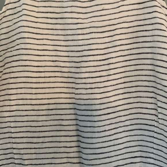 Vineyard vines romper - Picture 3 of 9